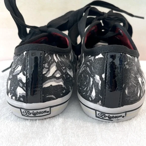 Brighton Black & Cream "Sketch" Floral Lace Sneakers with Patent Leather EUC - Picture 5 of 10